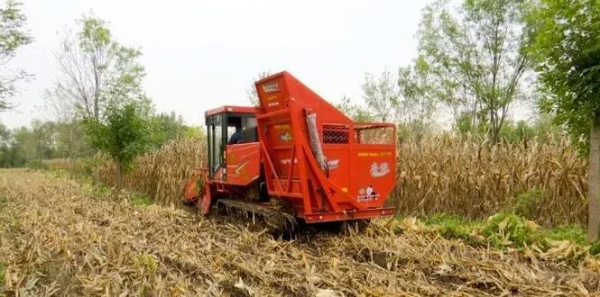 多雨之秋農(nóng)機人各顯神通 盡最大可能確保“三秋”農(nóng)機化生產(chǎn)