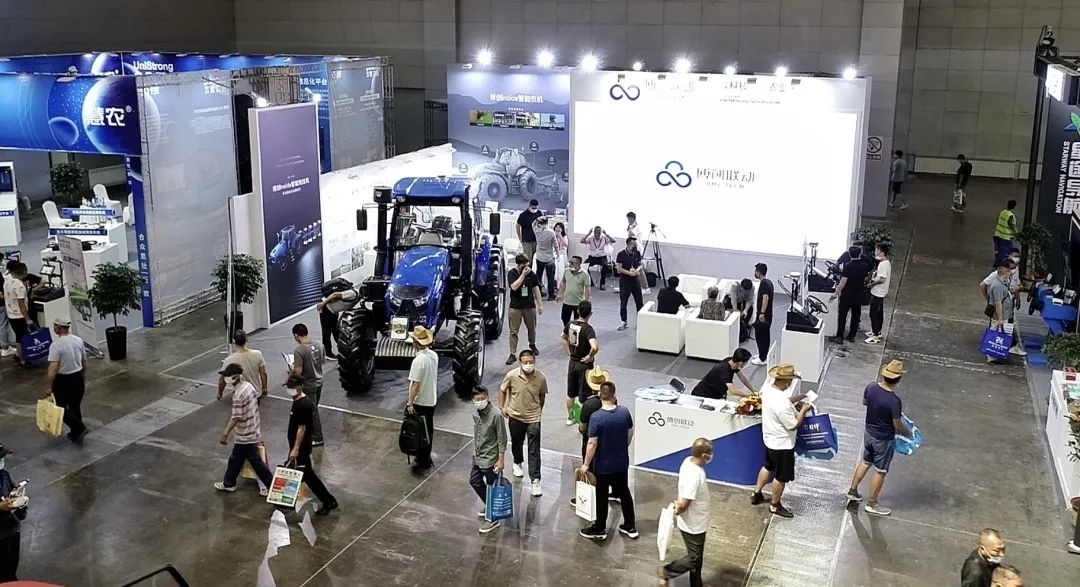 智能農(nóng)機(jī)落地新疆，交卷！